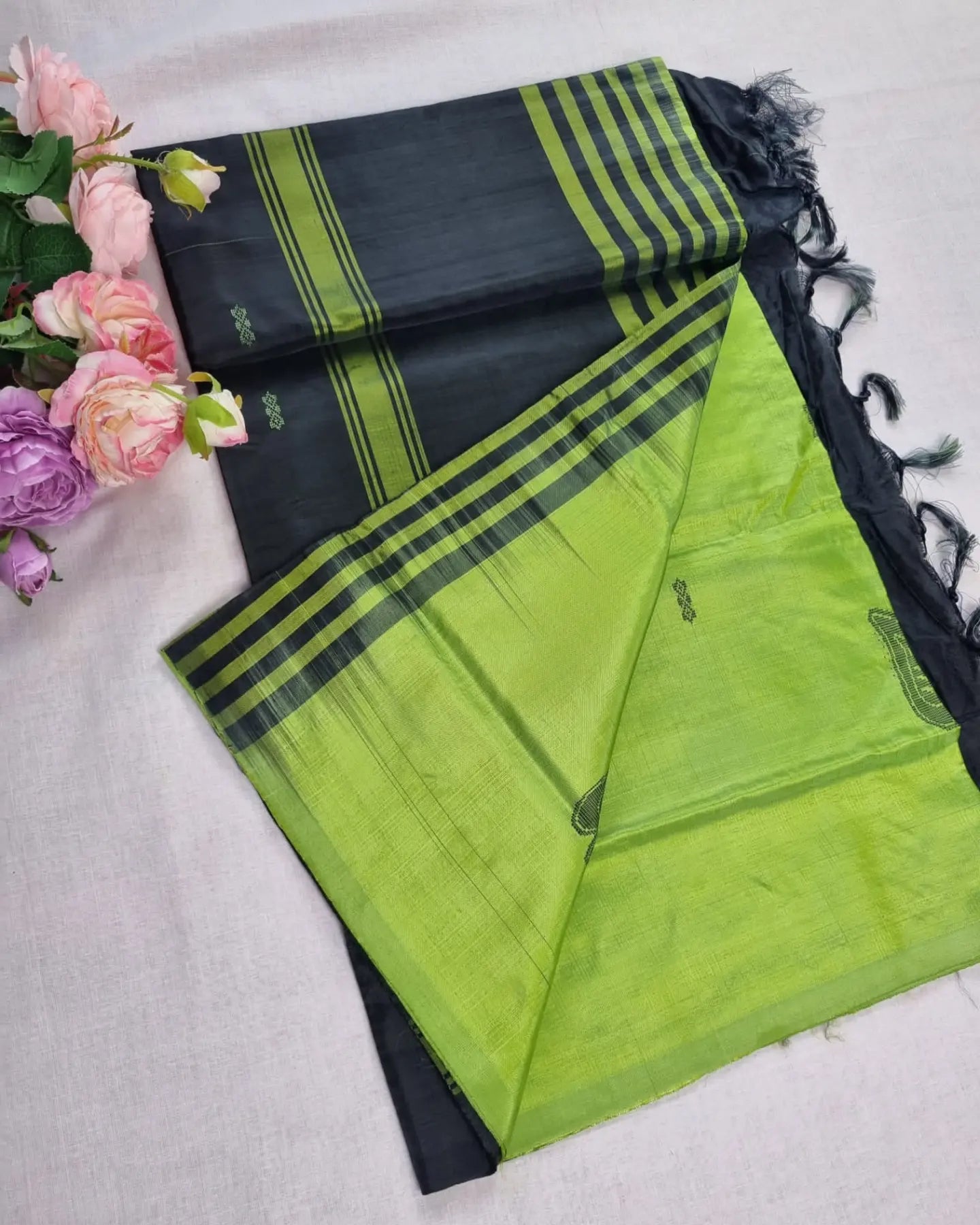 Vaalai Pattu Sarees - Singapore